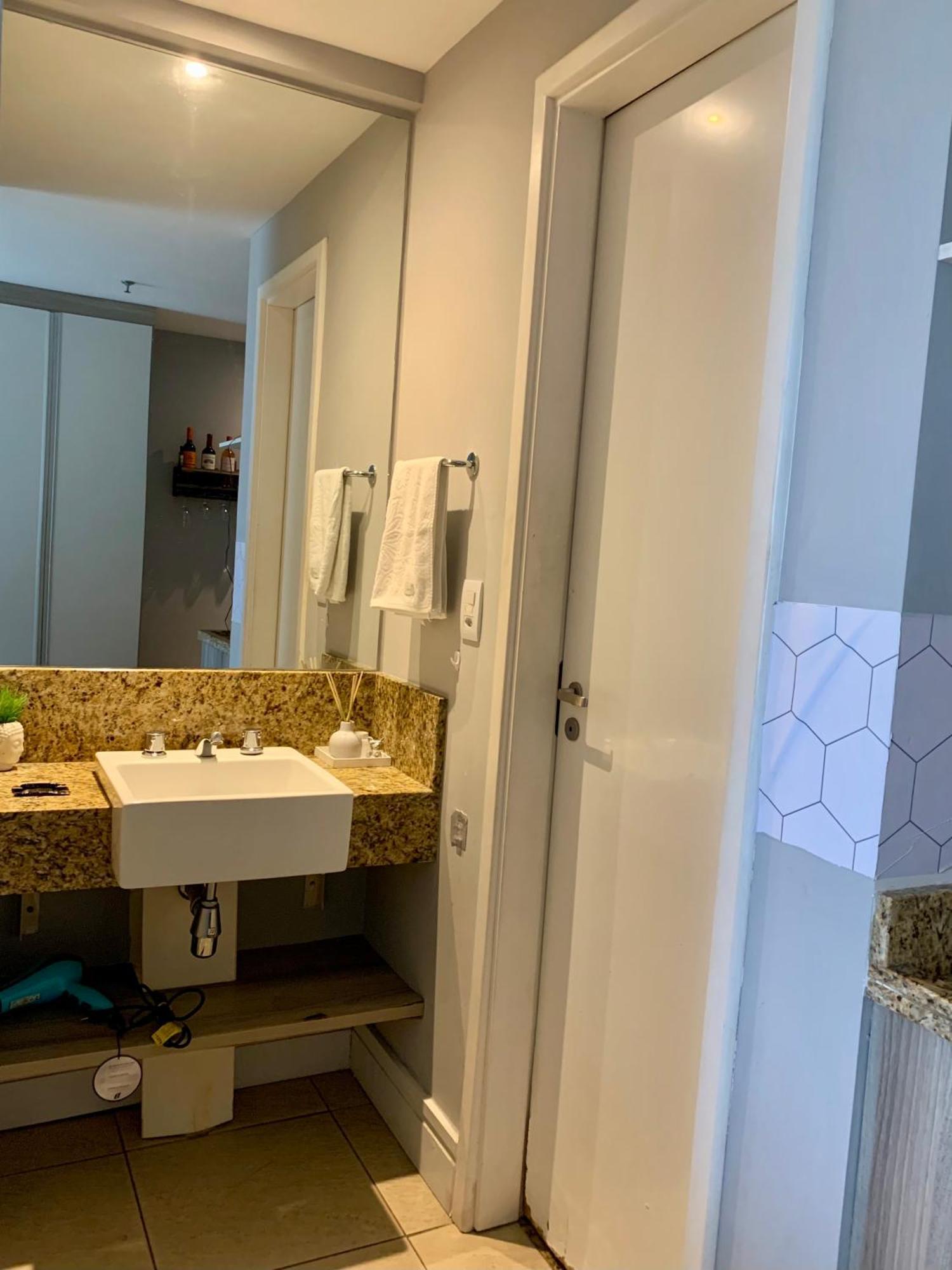 Flat Exclusivo No Hotel Ramada Macae, Smartv, Wifi 512Mbps, Piscina E Garagem Buitenkant foto